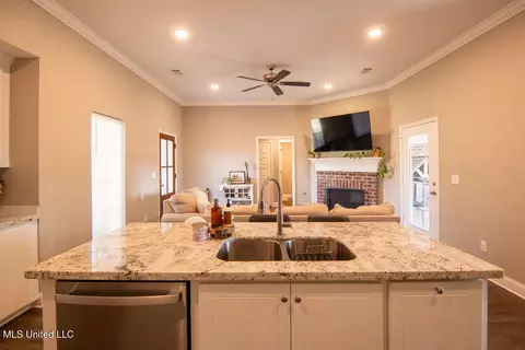258 Greenfield Ridge Dr, Brandon, MS 39042 photo 7