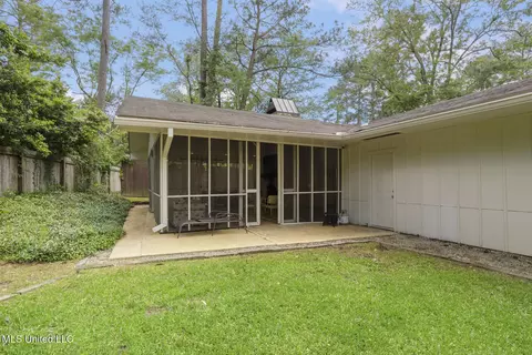 Exterior - 116 Chippewa Cir, Jackson, MS 39211 photo 9 of 9