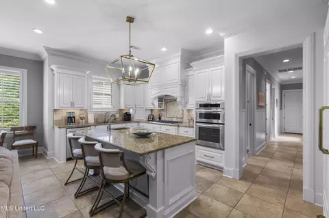 Kitchen - 133 Bristol Dr, Madison, MS 39110 photo 1 of 6