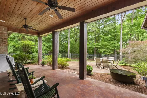 Exterior - 133 Bristol Dr, Madison, MS 39110 photo 11 of 18