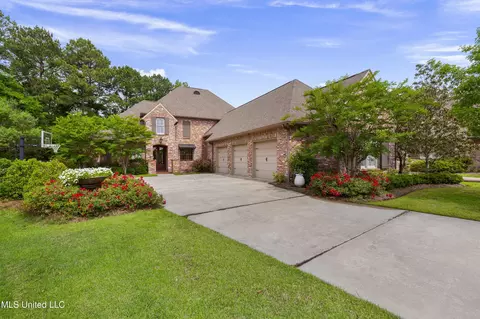 Exterior - 133 Bristol Dr, Madison, MS 39110 photo 2 of 18