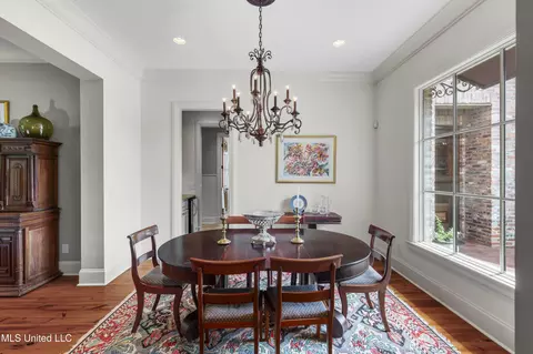 Dining - 133 Bristol Dr, Madison, MS 39110 photo 2 of 3