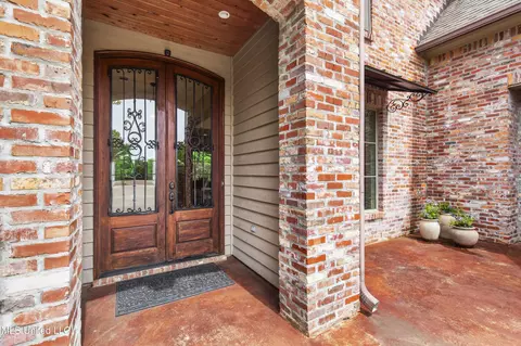 Other - 133 Bristol Dr, Madison, MS 39110 photo 2 of 12