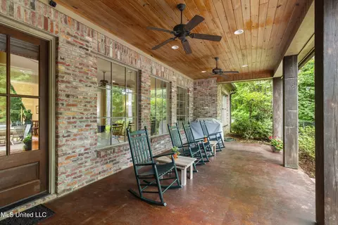 Exterior - 133 Bristol Dr, Madison, MS 39110 photo 10 of 18