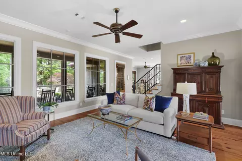 Living - 133 Bristol Dr, Madison, MS 39110 photo 5 of 8