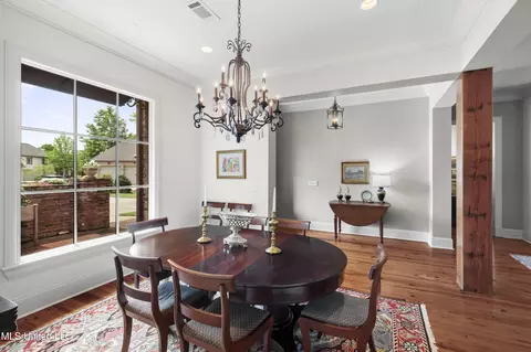 Dining - 133 Bristol Dr, Madison, MS 39110 photo 1 of 3