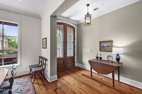 Entry Way - 133 Bristol Dr, Madison, MS 39110 photo 2 of 6