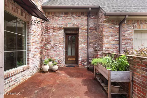 Other - 133 Bristol Dr, Madison, MS 39110 photo 1 of 12