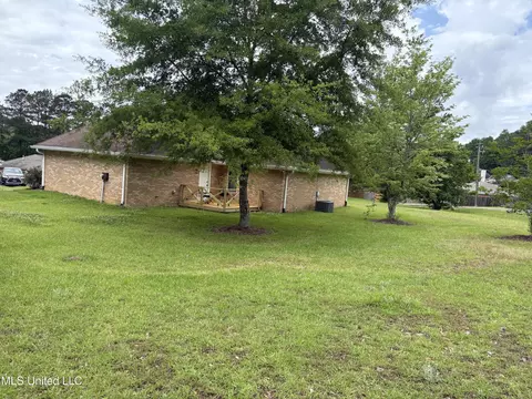 Exterior - 420 Vining Ct, Byram, MS 39272 photo 4 of 4