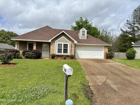 420 Vining Ct, Byram, MS 39272