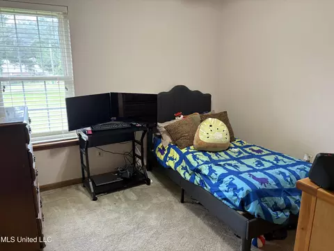 Bedroom - 420 Vining Ct, Byram, MS 39272 photo 2 of 4
