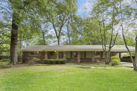 5416 Melwood Dr, Jackson, MS 39211