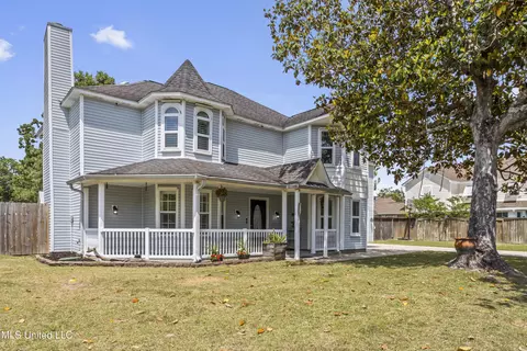 9000 Spring Ave, Ocean Springs, MS 39564