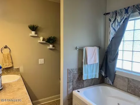 113 W Pinebrook Dr, Brandon, MS 39047 photo 14