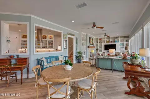 Dining - 205 Audubon Point Dr, Brandon, MS 39047 photo 1 of 3