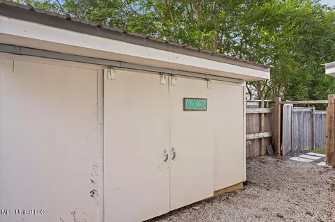 Exterior - 205 Audubon Point Dr, Brandon, MS 39047 photo 8 of 24