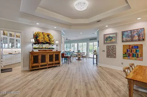 Entry Way - 205 Audubon Point Dr, Brandon, MS 39047 photo 1 of 9