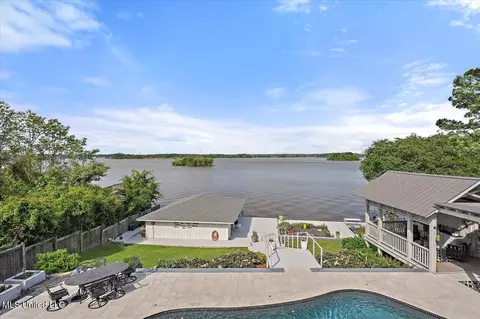 View/Area - 205 Audubon Point Dr, Brandon, MS 39047 photo 3 of 20