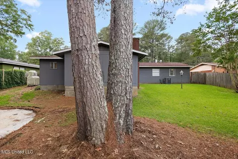 Exterior - 4678 Nisqually Rd, Jackson, MS 39206 photo 4 of 6