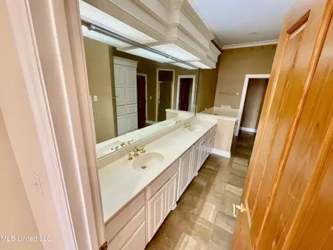 1422 Windrose Dr, Brandon, MS 39047 photo 8