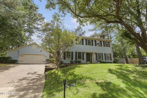 121 Kenbridge Ln, Madison, MS 39110