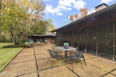 Exterior - 305 Hand Dr, Flowood, MS 39232 photo 23 of 31