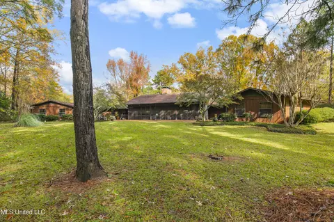 Exterior - 305 Hand Dr, Flowood, MS 39232 photo 27 of 31