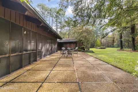 Exterior - 305 Hand Dr, Flowood, MS 39232 photo 21 of 31