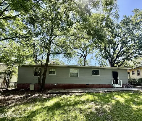 Exterior - 1729 Gibralter Dr, Jackson, MS 39204 photo 4 of 6
