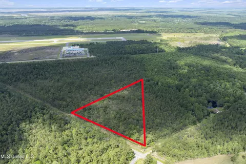 Sarcennia Road, Moss Point, MS 39563