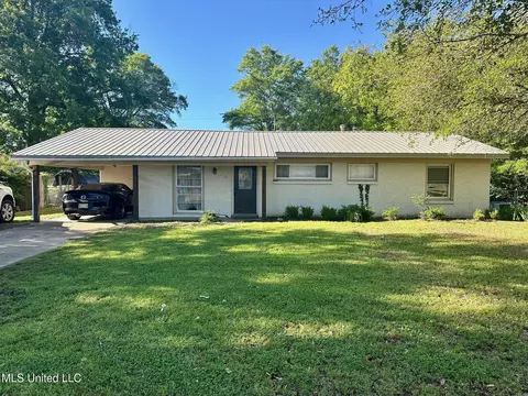 111 Thomas St, Cleveland, MS 38732
