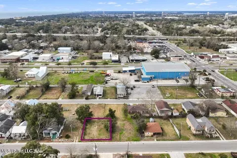 tbd Reynoir St, Biloxi, MS 39530