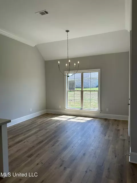 Dining - 460 Aurora Cir, Canton, MS 39046 photo 1 of 1