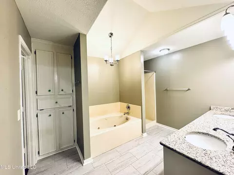 320 Colonial Dr, Madison, MS 39110 photo 24