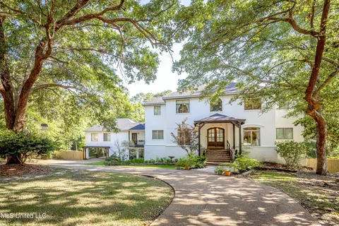 3305 Mount Vernon Ct, Ocean Springs, MS 39564