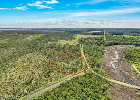 05 Bayou Cumbest Rd, Moss Point, MS 39562 photo 6