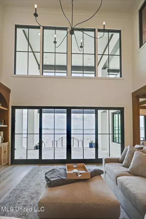 Living - 122 Neptune Shr, Madison, MS 39110 photo 5 of 7