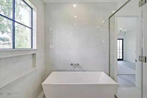 Bath - 122 Neptune Shr, Madison, MS 39110 photo 6 of 11