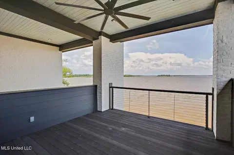 Exterior - 122 Neptune Shr, Madison, MS 39110 photo 5 of 22