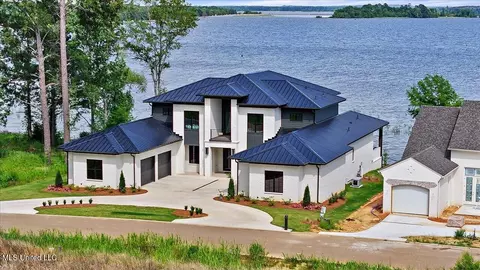 Exterior - 122 Neptune Shr, Madison, MS 39110 photo 15 of 22