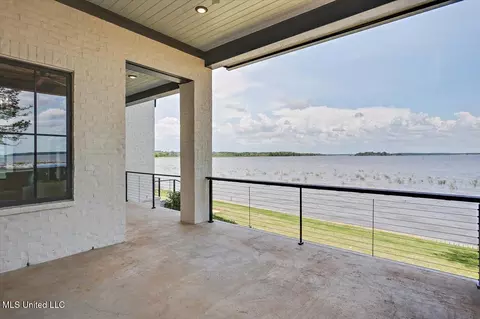 Exterior - 122 Neptune Shr, Madison, MS 39110 photo 9 of 22