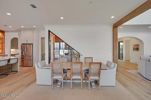 Dining - 122 Neptune Shr, Madison, MS 39110 photo 3 of 5