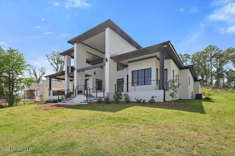 Exterior - 122 Neptune Shr, Madison, MS 39110 photo 14 of 22