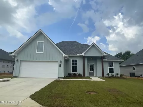 155 Le Moyne St, Bay Saint Louis, MS 39520