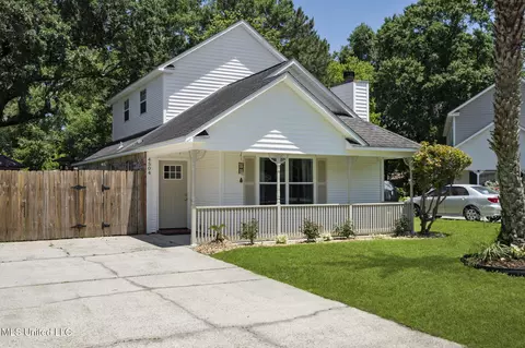 4504 E Magnolia Cv, D'iberville, MS 39540