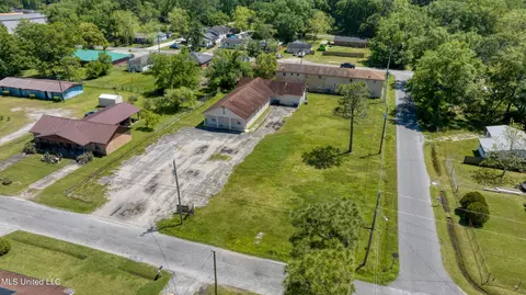 View/Area - 5106 Hubert St, Moss Point, MS 39563 photo 1 of 5