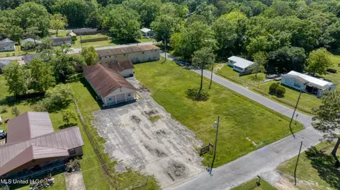 View/Area - 5106 Hubert St, Moss Point, MS 39563 photo 2 of 5