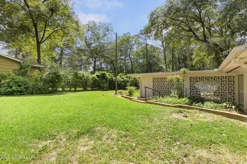 1401 Robert Dr, Jackson, MS 39211 photo 18