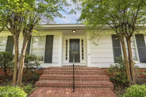 1401 Robert Dr, Jackson, MS 39211 photo 4