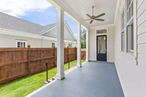 Exterior - 102 Commonwealth Dr, Madison, MS 39110 photo 8 of 13